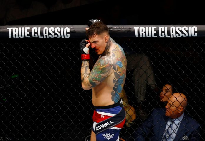 El luchador que sufrió “un piquete” en una pelea de UFC mostró cómo quedó su ojo