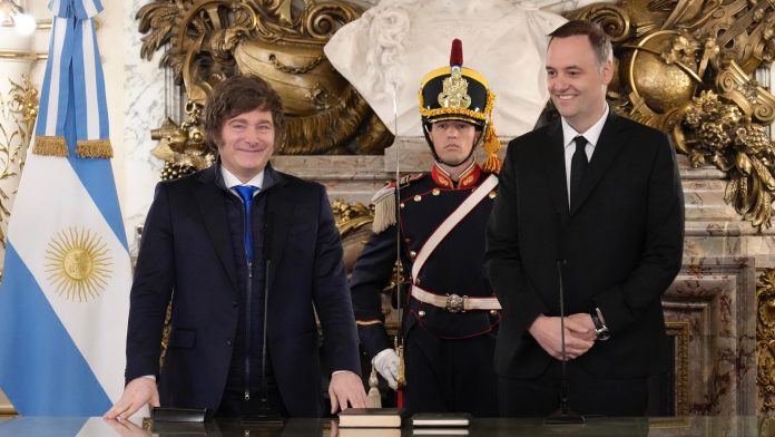 El Gobierno confía en que la nueva composición de la CGT facilite las negociaciones por la reforma laboral