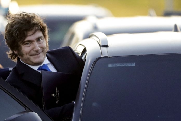 Tras el triunfo electoral, volvió a crecer la imagen de Javier Milei y se recuperaron las expectativas de la sociedad